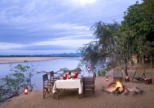 Kafunta Safaris - Island Bush Camp