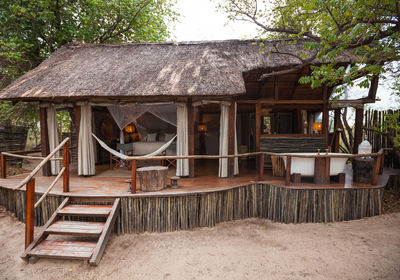 Honeymoon Chalet Exterior